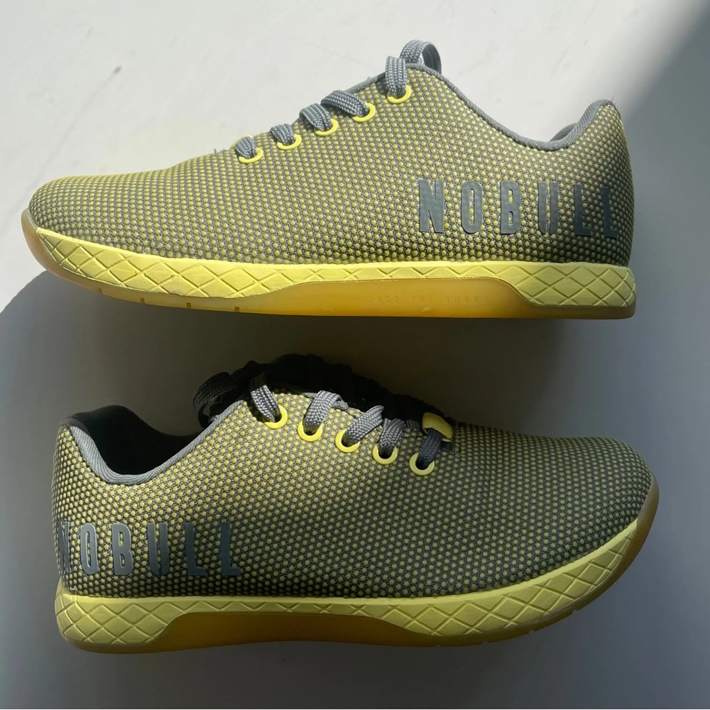 NOBULL Women’s Athletic Gym Shoes in Grey & Yellow —9QN9PQ